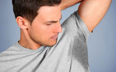 Transpiration : Conseils pour éviter les taches sous les bras